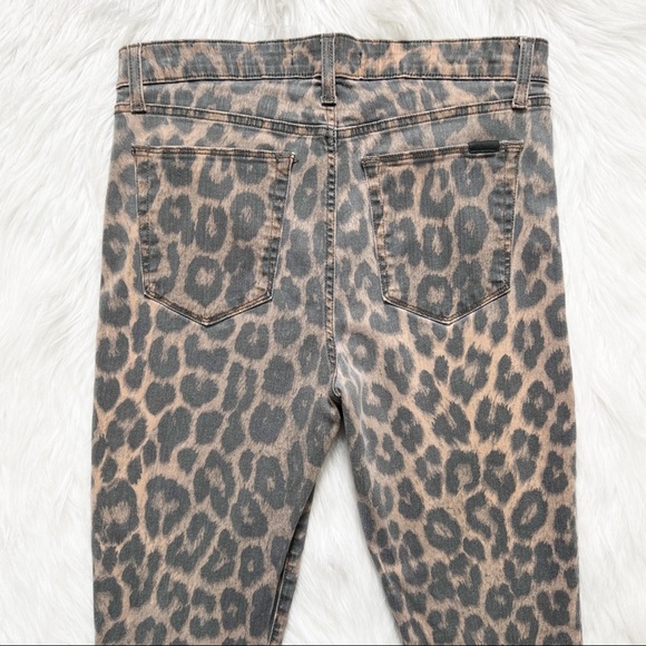 SOLD-Joe’s Raw Hem Leopard Print Skinny Ankle Jeans - Picture 5 of 11